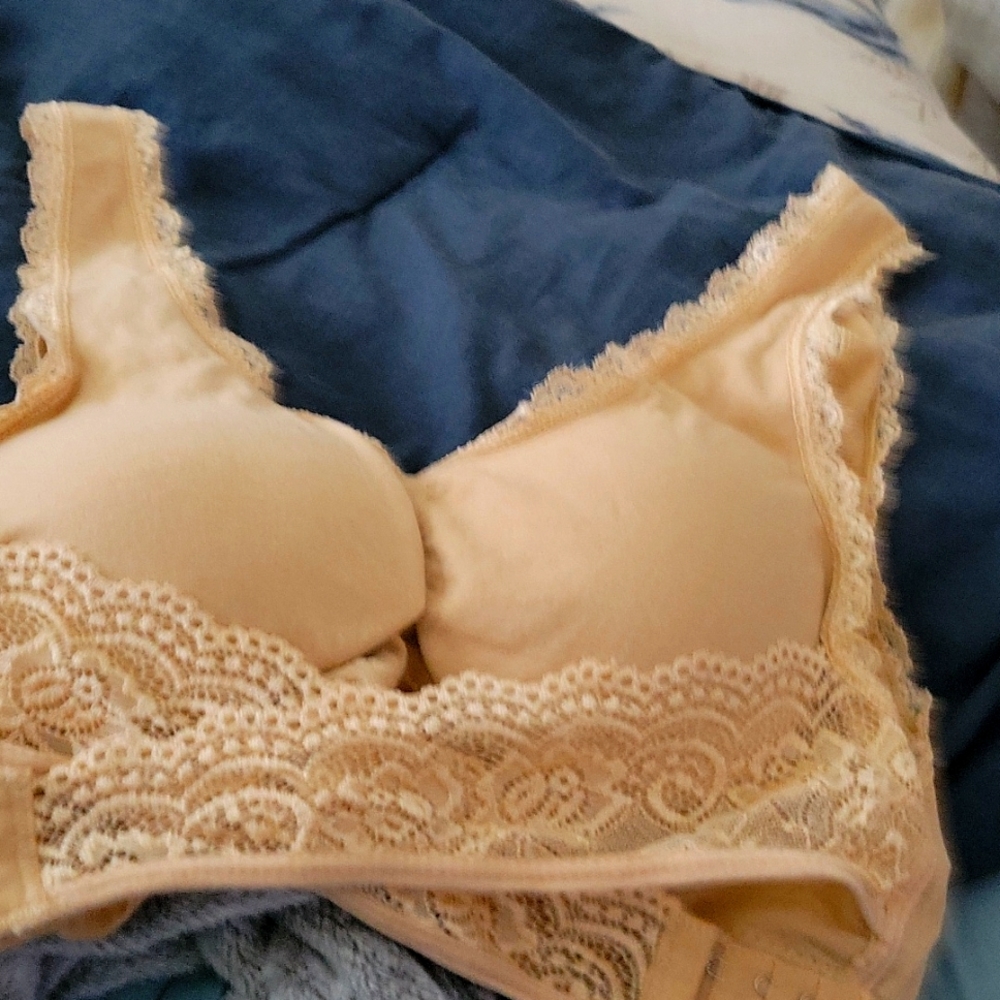Bra